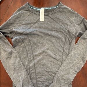 Ivivva Gray Long Sleeve Tee